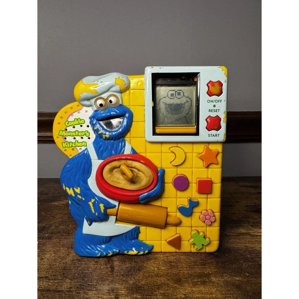 Mattel Cookie Monster's Kitchen Electronic Handheld Toy 2000 - Works!